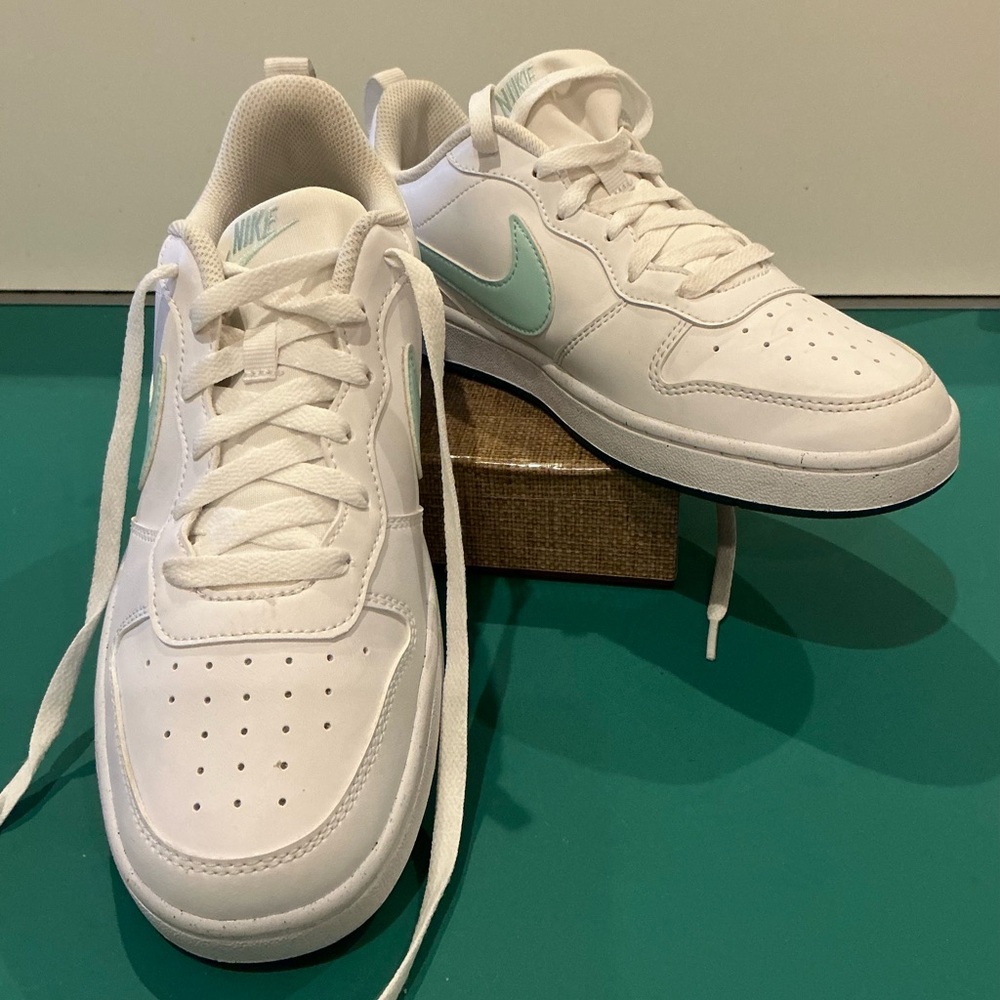 Nike Court Borough Low Recraft Big Kids’ Athletic Shoes Size 7Y